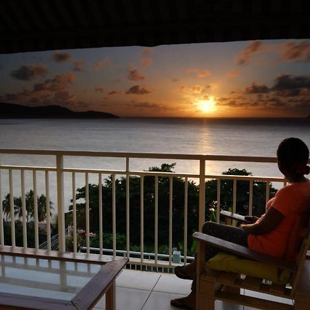 Résidence Belle Anse, F3 sans vis à vis, vue mer Trinite  Camera foto